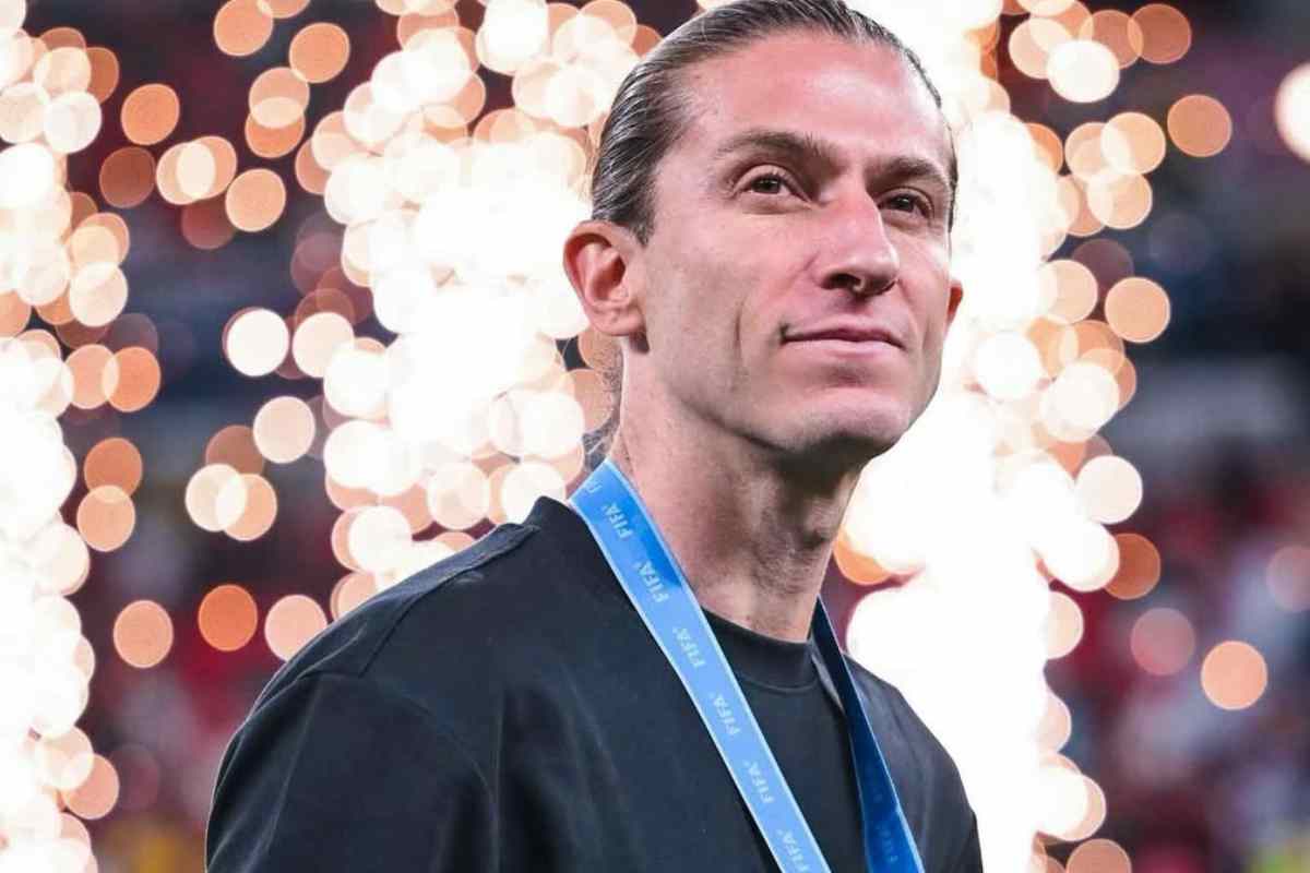 Filipe Luis in primo piano