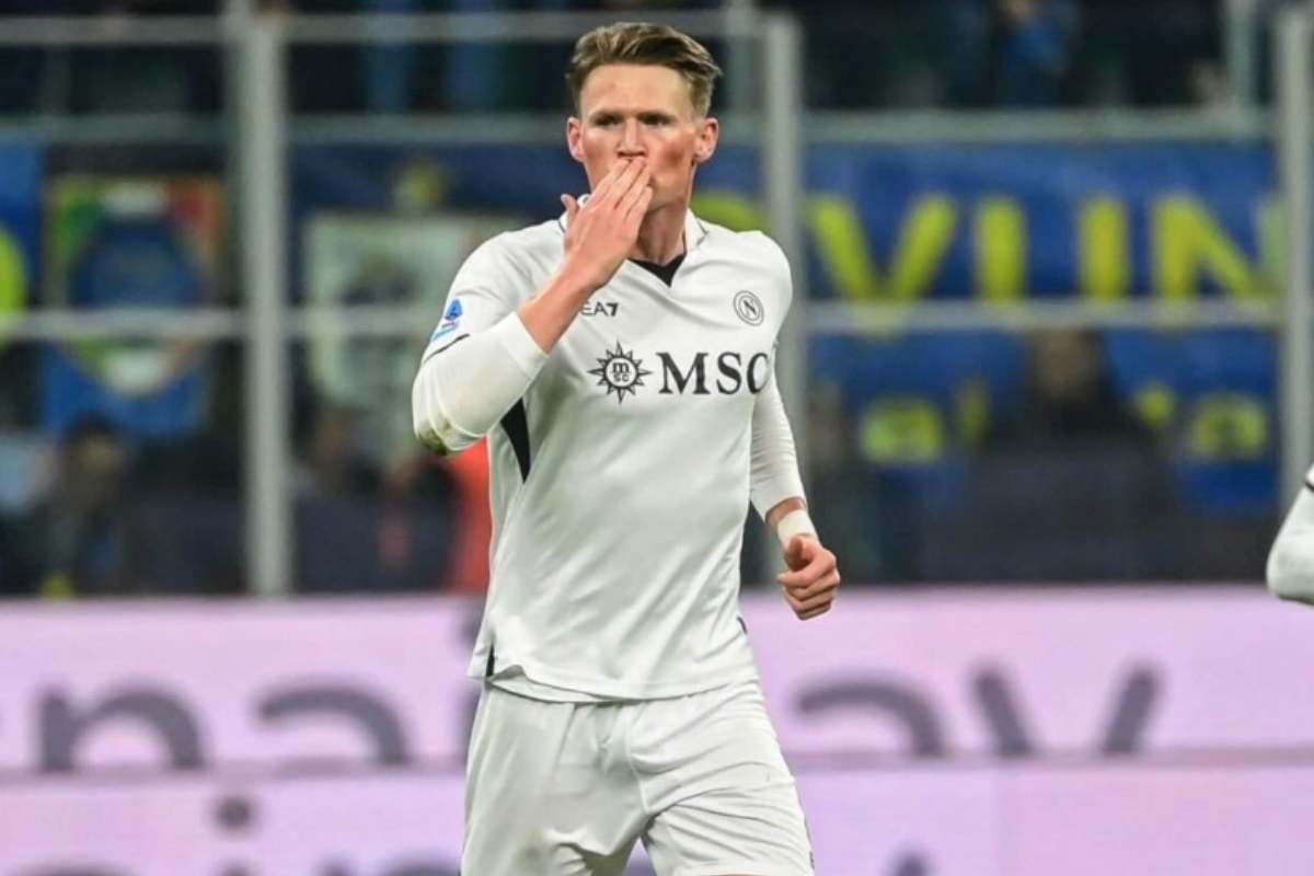 McTominay in bianconero