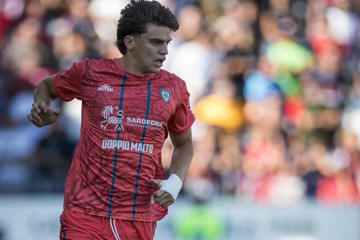 Marco Palestra in campo con il Cagliari