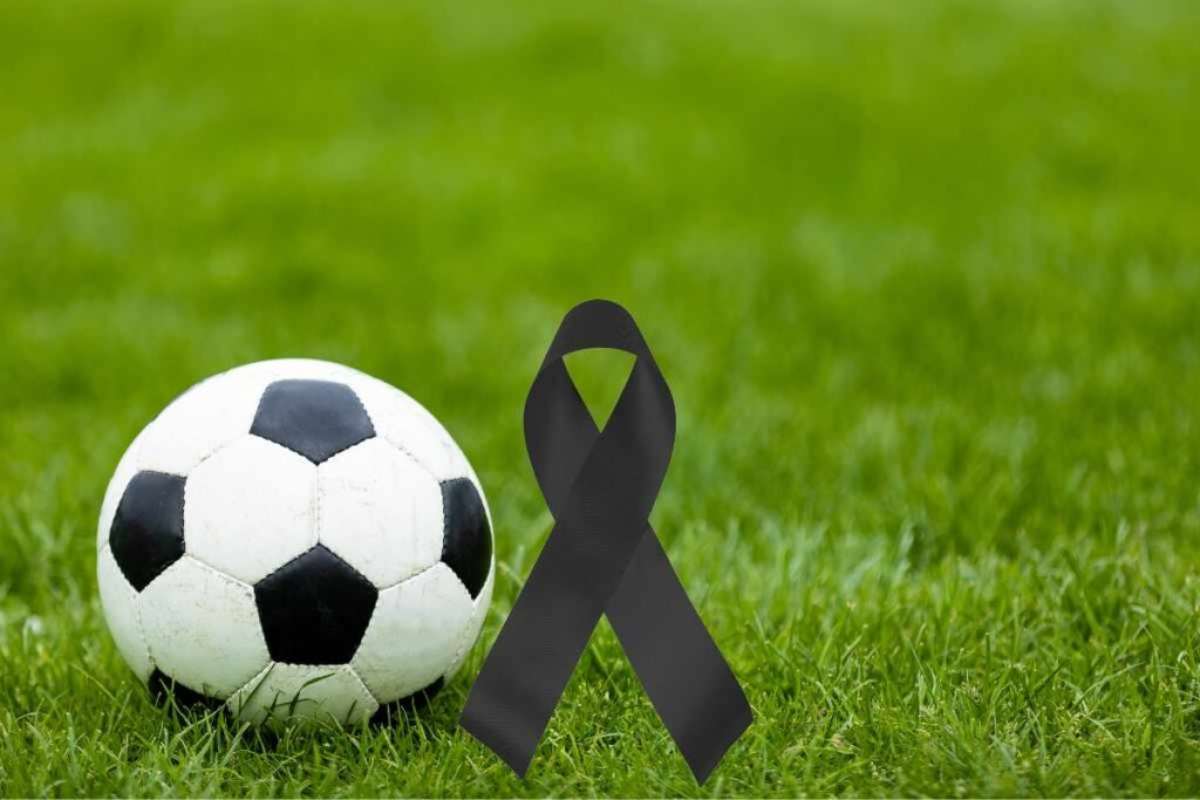 Lutto nel calcio per il campione