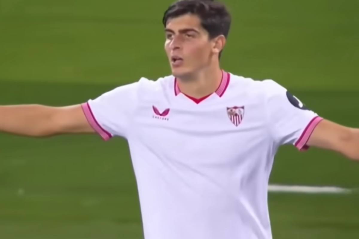 Juanlu Sanchez allarga le braccia