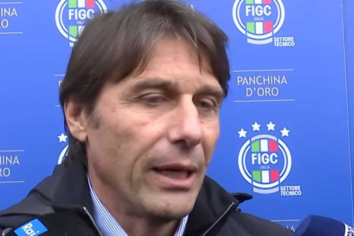 Antonio Conte in primo piano