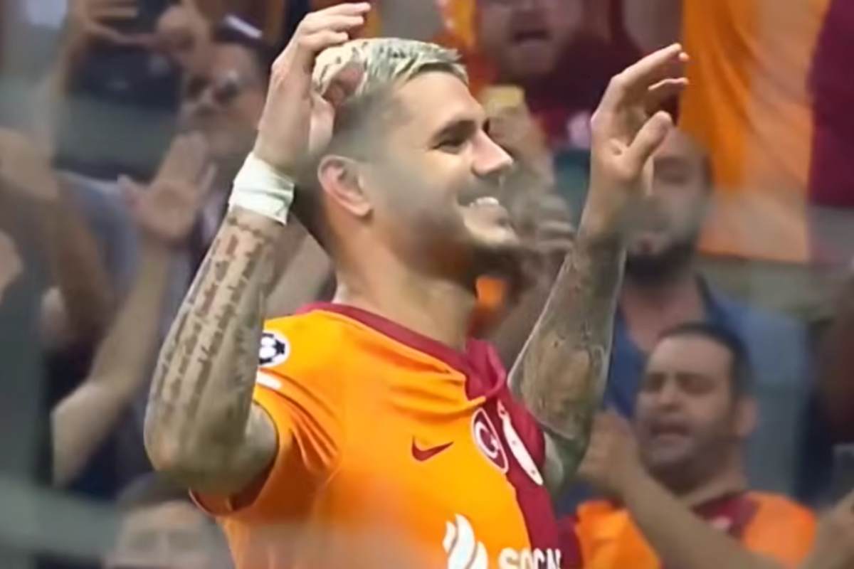 Icardi esulta dopo un gol